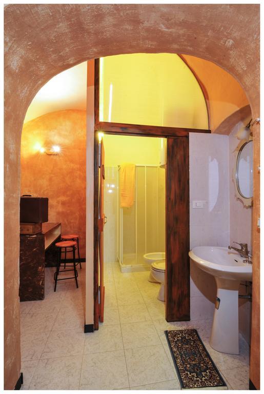 B&B Au Caruggiu Ceriale Cameră foto